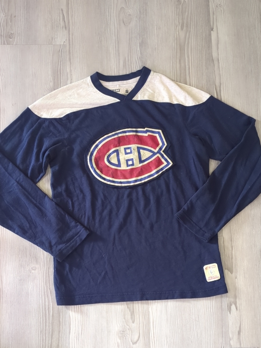 CCM Montreal Canadiens Hockey Jersey Style Long Sleeve Shirt Size S